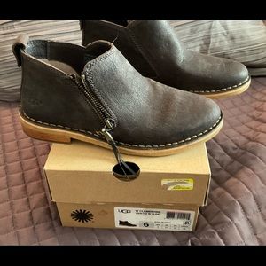 UGG  Bootie Size 6 NEW IN BOX